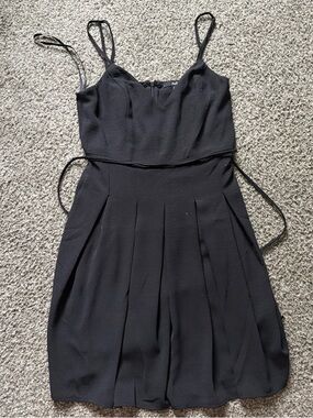 Black papaya mini dress